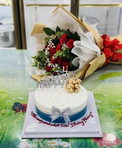 HB(52) Bánh kem hoa tươi